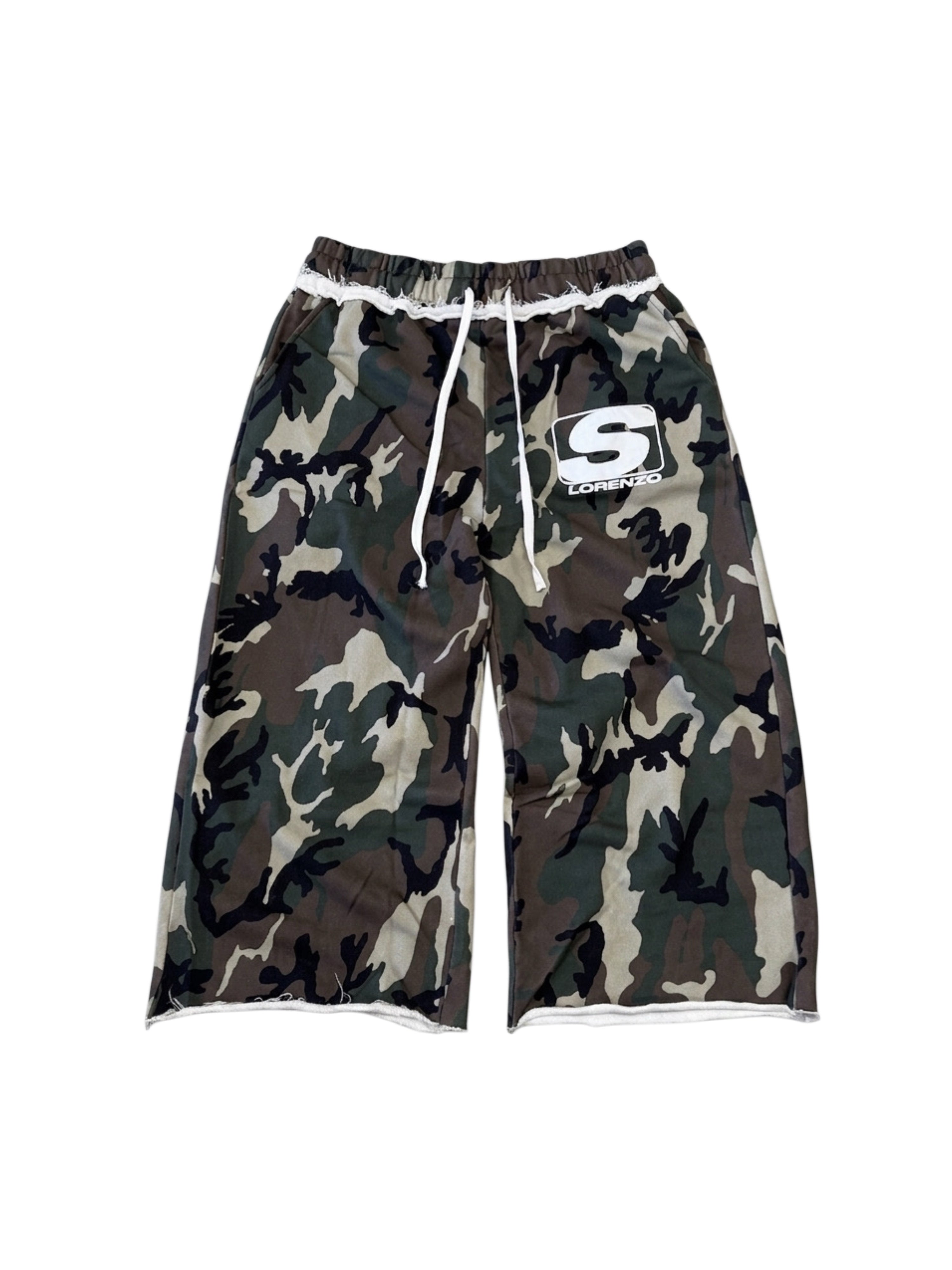 CAMO 3/4 SHORTS